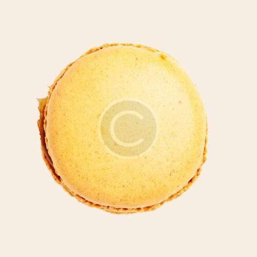 Lemon macaron